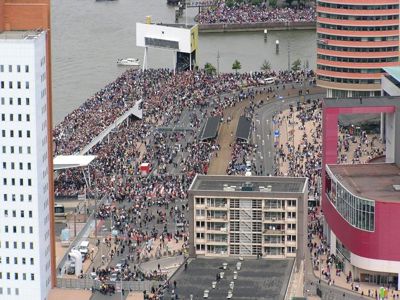 Foto 43 uit red bull air race r.dam