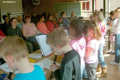 Foto 6 uit rkregenboog21_4-08