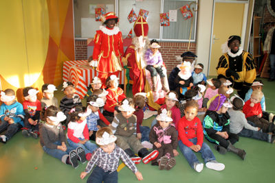 Foto 145 uit SintRKRegenboog3_12