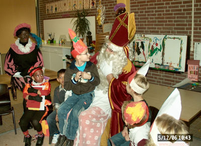 Foto 112 uit RK Regenboog