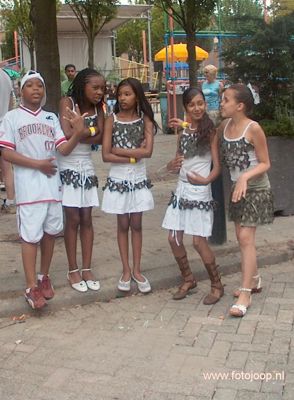 Foto 32 uit carnaval 2006 b.w