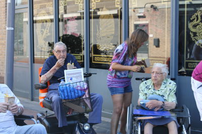 Foto 374 uit Ouderen4Daagse2018