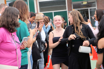 Foto 17 uit RegenboogEindFeest