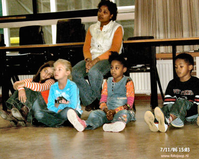 Foto 34 uit RK Regenboog