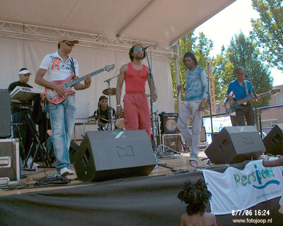 Foto 239 uit carnaval 2006 b.w