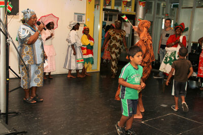 Foto 123 uit Keti-Koti 3_8_13