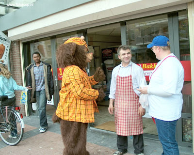 Foto 38 uit berenactie wc.b.w07