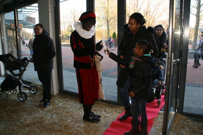 Foto 179 uit Sinterklaas30-11-12