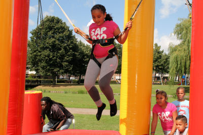 Foto 61 uit PlayGround18-08