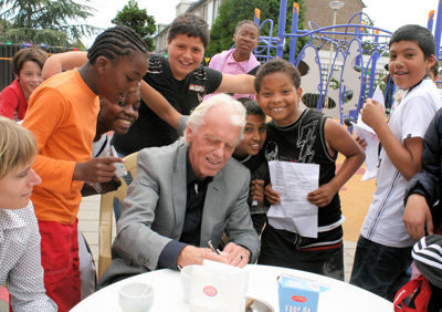 Foto 15 uit RK Regenboog18-06