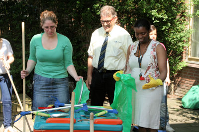 Foto 43 uit Schoonmaakdag20_4_11