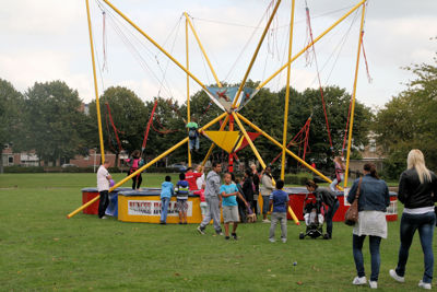 Foto 76 uit WijkFeest15_09_2012