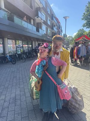 Foto 20 uit X-Wijkfeest en Braderie Prinsenplein ijsselmonde geplaatst 4-7-2026 