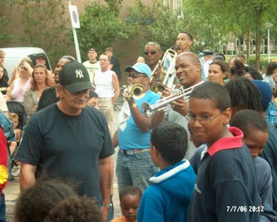 Foto 93 uit carnaval 2006 b.w