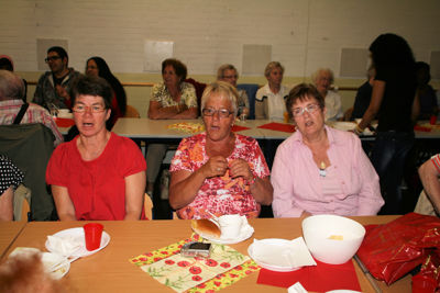 Foto 82 uit Ouderen4Daagse8_6