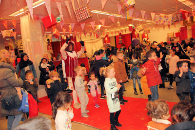 Foto 100 uit Sinthuiskeizerwaard