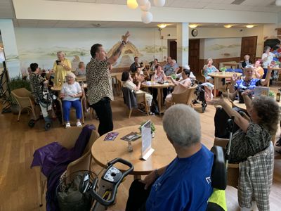 Foto 33 uit Johnie Valentino