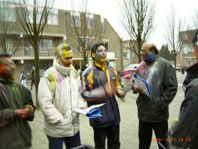 Foto 36 uit holi feest 2006 b.w