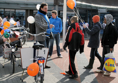 Foto 21 uit PartyCampagne20_02