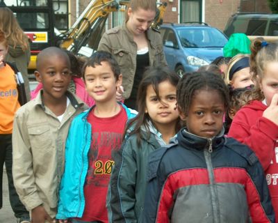 Foto 128 uit schoolsportplein07b.w