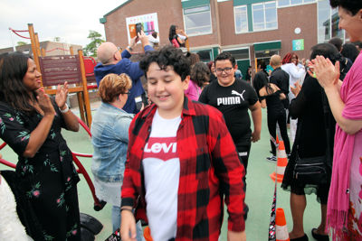 Foto 38 uit RegenboogEindFeest