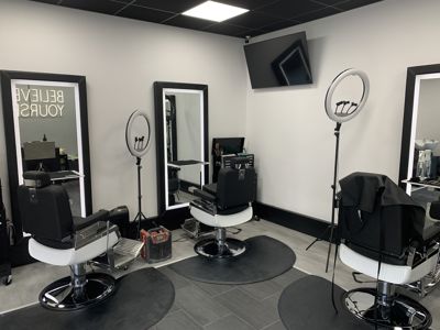 Foto 2 uit Opening Kapsalon