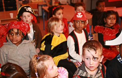 Foto 458 uit CarnavalRkRegenboog