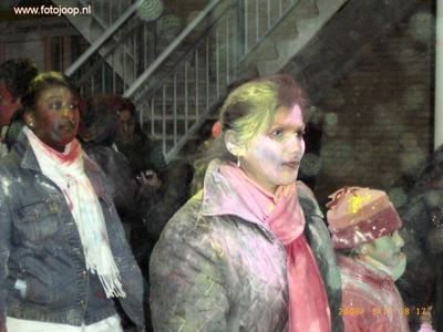 Foto 113 uit holi feest 2006 b.w