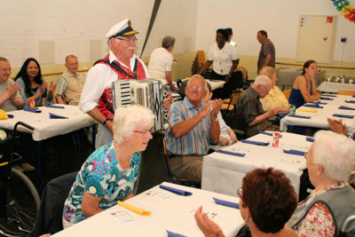 Foto 150 uit OuderVierdaagse23_6