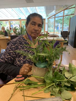 Foto 26 uit Bloenstukjes Maken