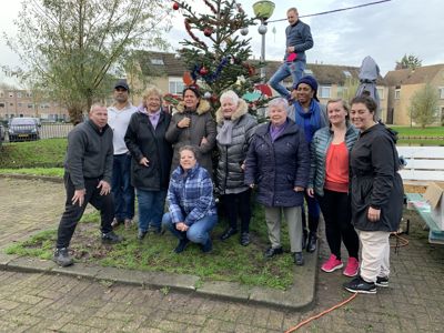 Foto 35 uit Kerstboom optuigen