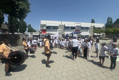 Foto 19 uit X- De Barkentijn gaat de Bladwijzer heten 1 augustus 2026