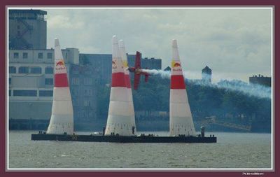 Foto 38 uit red bull air race r.dam