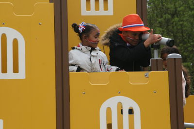 Foto 111 uit KoningsDag27-04-18