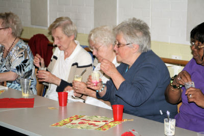 Foto 89 uit Ouderen4Daagse8_6