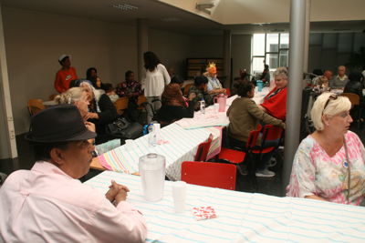 Foto 414 uit Ouderen4Daagse2016