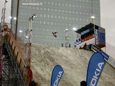 Foto 156 uit big air snowboarden