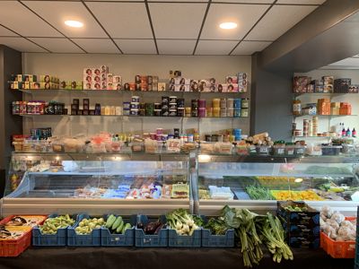 Foto 2 uit Opening Toko Milobi