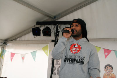 Foto 245 uit LikeJeWijkfeest14-9