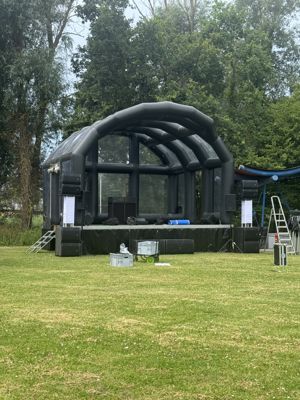 Foto 3 uit X- Keti Koti Festival in wijkpark Beverwaard geplaatst 27-6-26 