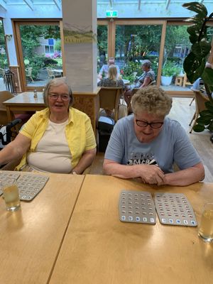 Foto 33 uit GROTE BINGO23-4