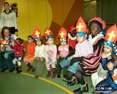 Foto 154 uit RK Regenboog