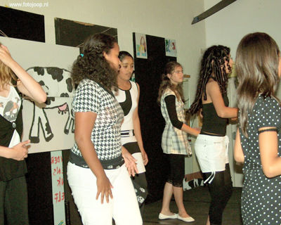 Foto 127 uit afscheidsfeestgroep8