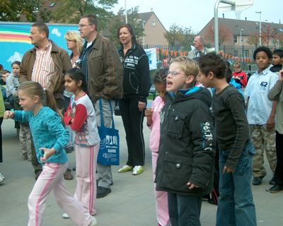 Foto 146 uit schoolsportplein07b.w