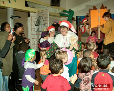 Foto 274 uit sinterklaas 2006 new
