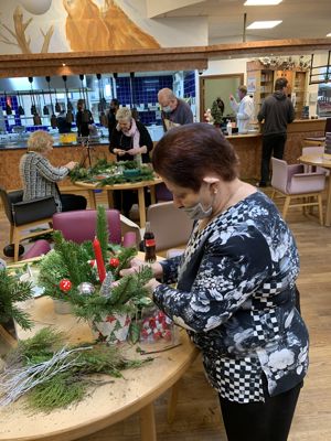 Foto 33 uit Kerststukjes Maken_2