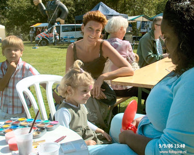 Foto 145 uit wijkparkfeest 2006