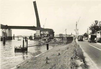 Foto 354 uit BRIENENOORDBRUG