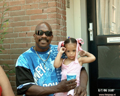 Foto 230 uit carnaval 2006 b.w