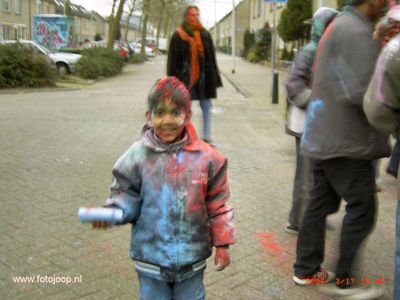 Foto 132 uit holi feest 2006 b.w